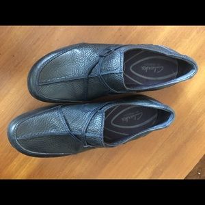 Clark's women's Wave.Run. Genuine Leather shoes